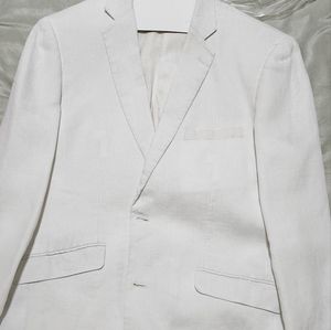 Bachrach 44r White suit